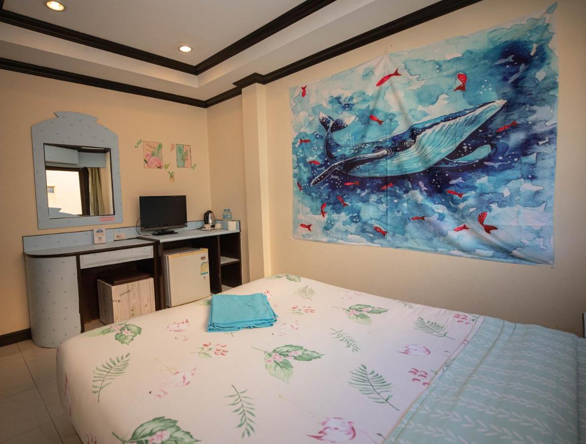 Fish And Summer House Patong Exterior photo